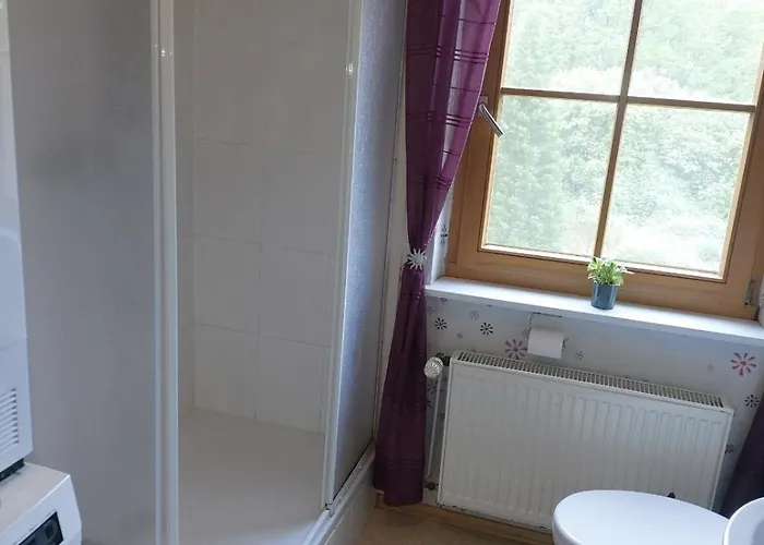 לינה וארוחת בוקר Sometimes Gehaichnishof 7born