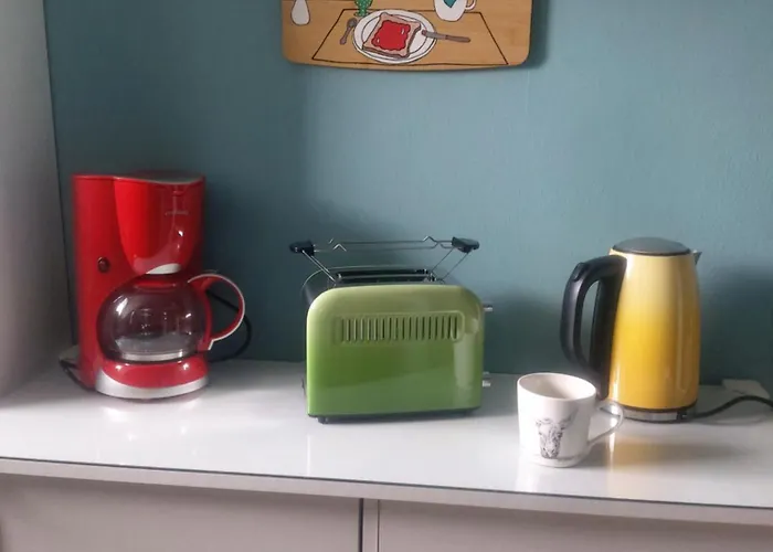 Sometimes Gehaichnishof 7born לינה וארוחת בוקר *