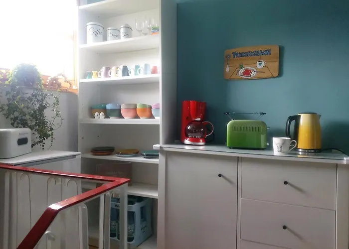 לינה וארוחת בוקר Sometimes Gehaichnishof 7born